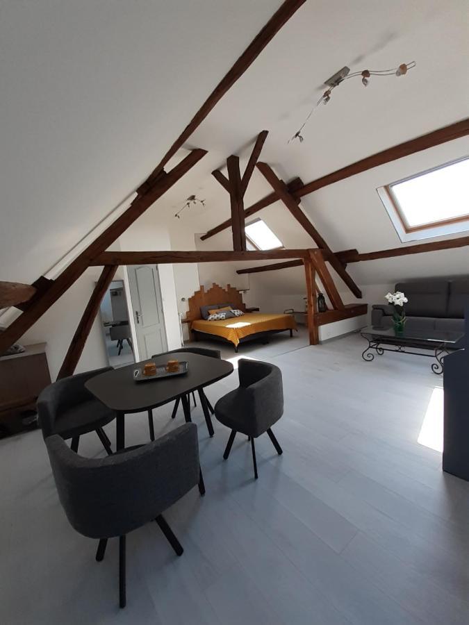 La Bonne Adresse Bed and Breakfast Val de Livre Eksteriør billede